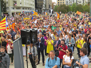 Commemoraci&oacute; de l'1-O a la pla&ccedil;a de l'U d'octubre de 2017