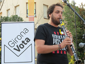 Concentraci&oacute; a la pla&ccedil;a de Santa Susanna per la llibertat dels presos pol&iacute;tics, amb Montse Puigdemont Casa