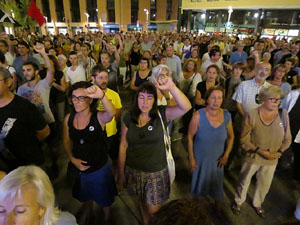 Concentraci&oacute; 'Un any del 20-S' i projecci&oacute; de '21 Fortaleses. L'U d'Octubre a Girona'