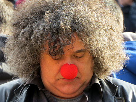 Concentració 21-D davant la subdelegació del govern espanyol a Girona