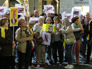 Concentraci&oacute; a la pla&ccedil;a del Vi per la llibertat dels presos pol&iacute;tics, amb Joanjo Bosk