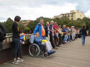 Cadena humana 'Fem-ne Via' entre Sant Julià de Ramis i Aiguaviva