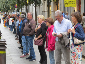 Cadena humana 'Fem-ne Via' entre Sant Julià de Ramis i Aiguaviva