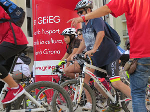 56a Festa del Pedal del GEiEG a la pla&ccedil;a de l'U d'octubre de 2017