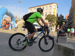 56a Festa del Pedal del GEiEG a la pla&ccedil;a de l'U d'octubre de 2017