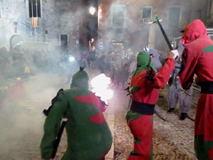 Fires 2018. La Beatufarra, descens del Beatusaure per les escales de la Catedral de Girona