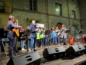Fires 2018. Tradicional cantada d'havaneres a les escales de la Catedral pel grup Terra Endins