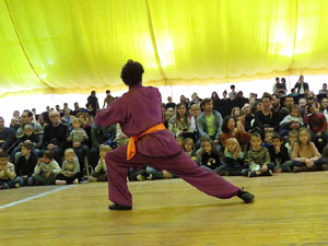 Fires 2018. Dansa del lleó (Wu Shi) a la plaça Miquel de Palol