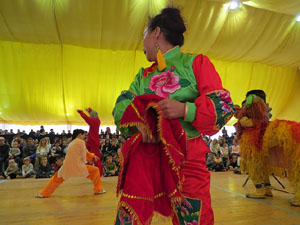Fires 2018. Dansa del lleó (Wu Shi) a la plaça Miquel de Palol