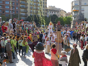 Fires 2018. 37a. Trobada de Gegants de Fires de Sant Narcís. La ballada