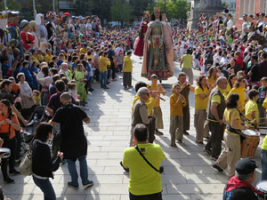 Fires 2018. 37a. Trobada de Gegants de Fires de Sant Narcís. La ballada
