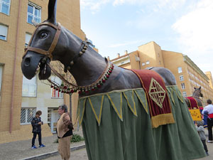 Fires 2018. 37a. Trobada de Gegants de Fires de Sant Narc&iacute;s. La cercavila