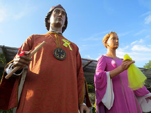 Fires 2018. 37a. Trobada de Gegants de Fires de Sant Narc&iacute;s. La plantada