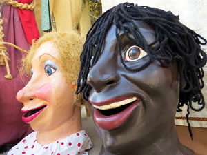 Fires 2018. 37a. Trobada de Gegants de Fires de Sant Narc&iacute;s. La plantada