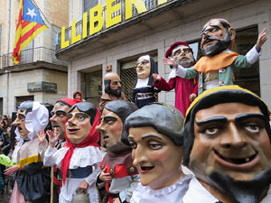 Fires 2018. Passejada amb els capgrossos de la ciutat i Fal&middot;lera Gironina