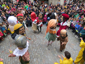 Fires 2018. Passejada amb els capgrossos de la ciutat i Fal&middot;lera Gironina