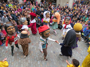 Fires 2018. Passejada amb els capgrossos de la ciutat i Fal&middot;lera Gironina