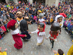 Fires 2018. Passejada amb els capgrossos de la ciutat i Fal&middot;lera Gironina