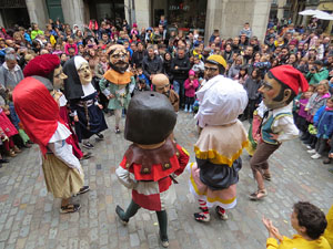 Fires 2018. Passejada amb els capgrossos de la ciutat i Fal&middot;lera Gironina