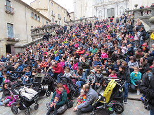 Fires 2018. Passejada amb els capgrossos de la ciutat i Fal&middot;lera Gironina