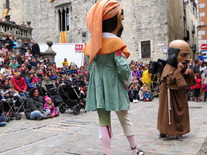 Fires 2018. Passejada amb els capgrossos de la ciutat i Fal&middot;lera Gironina