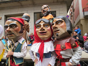 Fires 2018. Passejada amb els capgrossos de la ciutat i Fal&middot;lera Gironina