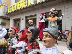 Fires 2018. Passejada amb els capgrossos de la ciutat i Fal&middot;lera Gironina