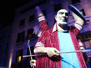 Fires 2018. Pregó de Fires. Entrada i ballades de capgrossos, gegants i faràndula a la plaça del Vi