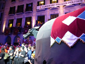 Fires 2018. Pregó de Fires. Entrada i ballades de capgrossos, gegants i faràndula a la plaça del Vi