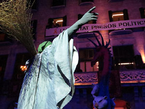 Fires 2018. Pregó de Fires. Entrada i ballades de capgrossos, gegants i faràndula a la plaça del Vi