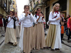 Fires 2018. Preg&oacute; de Fires. Les cercaviles de gegants i capgrossos fins la pla&ccedil;a del Vi