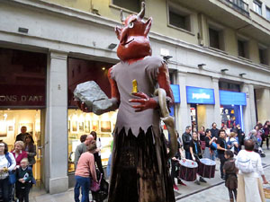 Fires 2018. Preg&oacute; de Fires. Les cercaviles de gegants i capgrossos fins la pla&ccedil;a del Vi