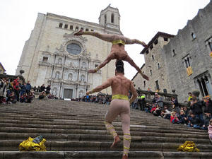 Rècord Guinness de pujar esglaons cap en cap a les escales de la Catedral