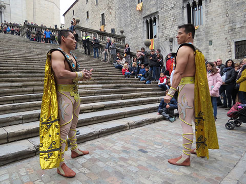 Preparació de la pujada les escales de la Catedral