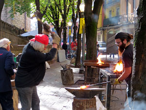 Fira d'Artesania al carrer Ballesteries