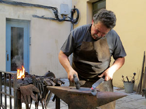 Fira d'Artesania al carrer Ballesteries