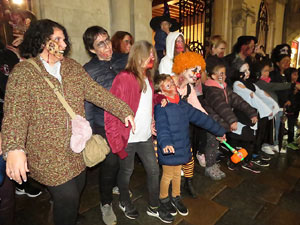 Fires 2018. 7a. Zombie Walk de Girona dins el festival Acocollona't