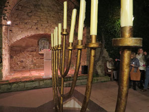 Nadal 2018 a Girona. Encesa de les llums de Hanukk&agrave; al pati dels Rabins