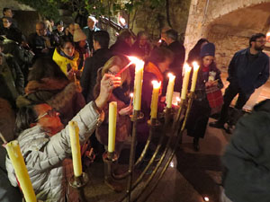 Nadal 2018 a Girona. Encesa de les llums de Hanukk&agrave; al pati dels Rabins