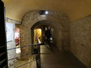 Nadal 2018 a Girona. Encesa de les llums de Hanukk&agrave; al pati dels Rabins