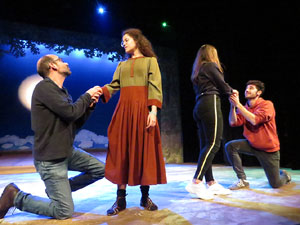 Nadal 2018 a Girona. Assaig de 'Els Pastorets de Girona' al Teatre Municipal