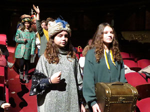 Nadal 2018 a Girona. Assaig de 'Els Pastorets de Girona' al Teatre Municipal