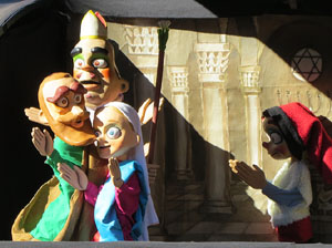 Nadal 2018 a Girona. Els Pastorets de la Mula Baba a la pla&ccedil;a del Pallol