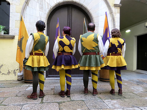 Vestuari dels banderers. Detalls