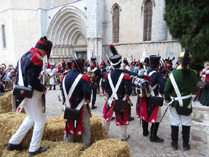 XI Festa Reviu els Setges Napole&ograve;nics de Girona. Combats a la pla&ccedil;a dels Ap&ograve;stols
