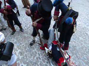XI Festa Reviu els Setges Napole&ograve;nics de Girona. Combats a la pla&ccedil;a dels Ap&ograve;stols