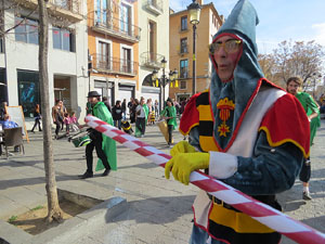 Carnestoltes 2019 a Girona. Disfresses i cercavila pels carrers del Barri Vell