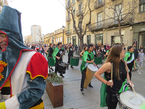 Carnestoltes 2019 a Girona. Disfresses i cercavila pels carrers del Barri Vell