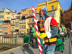 Carnestoltes 2019 a Girona. Disfresses i cercavila pels carrers del Barri Vell