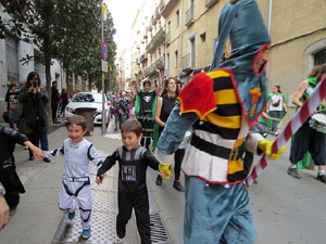 Carnestoltes 2019 a Girona. Disfresses i cercavila pels carrers del Barri Vell